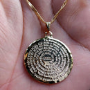 Colar Feminino Medalha Oração Pai Nosso Folheado Ouro e prata Durabilidade de até 3 meses